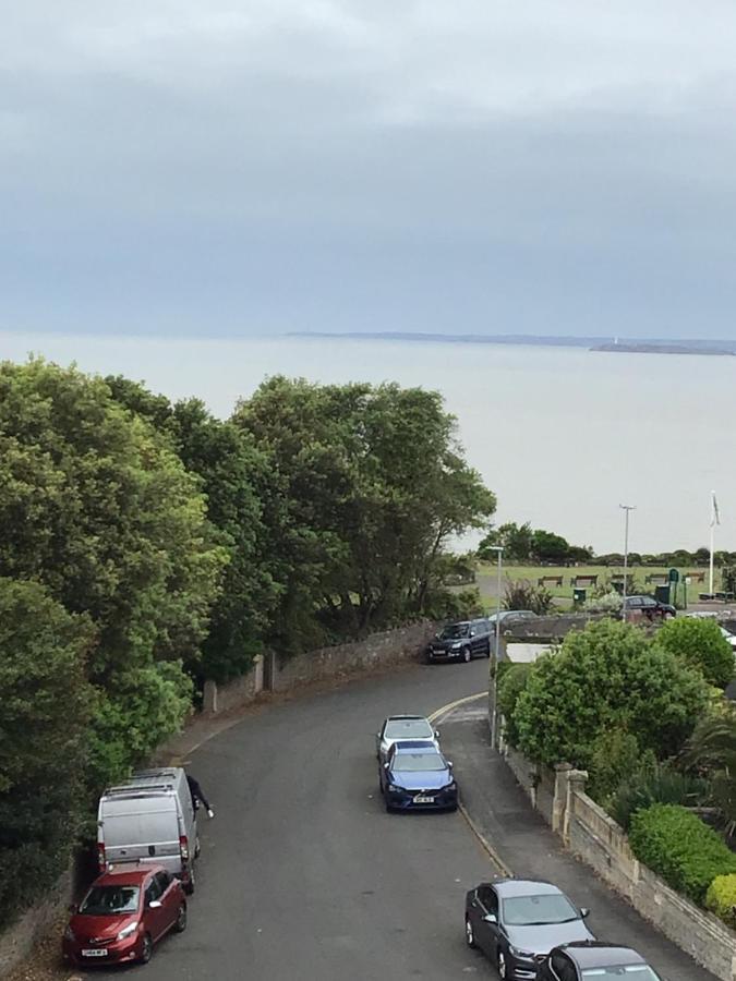 Modern Apartment With Stunning Sea View Weston-super-Mare Dış mekan fotoğraf